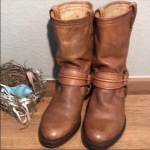 Frye Maxine Trapunto Moto Boots